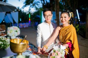 ชุดไทยเจ้าสาว ชุดไทยจักรพรรดิ์ เช่าที่แบมบี้ เวดดิ้ง ห้วยขวาง